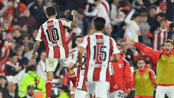 La lupa sobre el penal a Ángel Correa que le permitió a River Plate cerrar el triunfo ante Argentinos