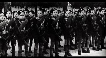 Los soldaditos de Mussolini ante