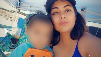 Un grupo de perros atacó