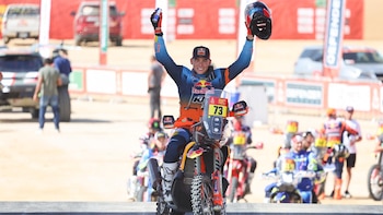 Edgar Canet aprovecha la sanción