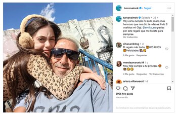 El saludo del Turco Naim