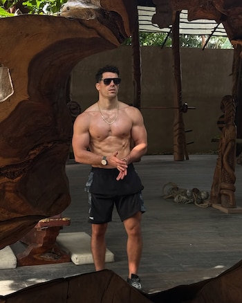 Patricio Parodi disfruta su soltería y recibieron el 2025 en México. IG