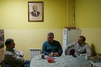 Denis Poltavsky, en el centro,