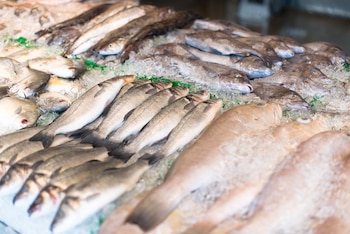 Imagen recurso de una pescadería (Magnific)