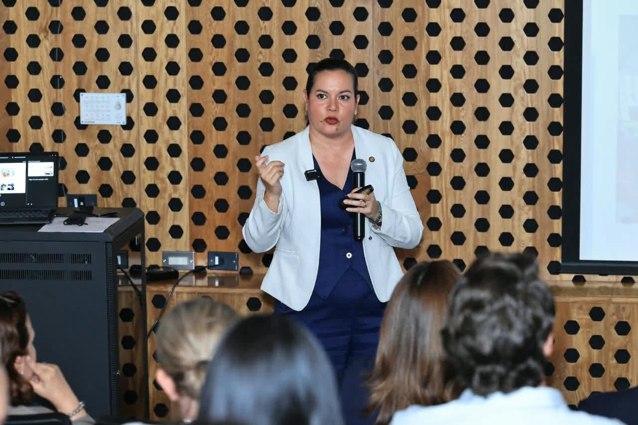 La ministra María Fernanda Rivera Dávila presentó el programa Suelos y Agua para el Futuro ante directivos del sector exportador de Guatemala. (Ministerio de Agricultura, Ganadería y Alimentación)