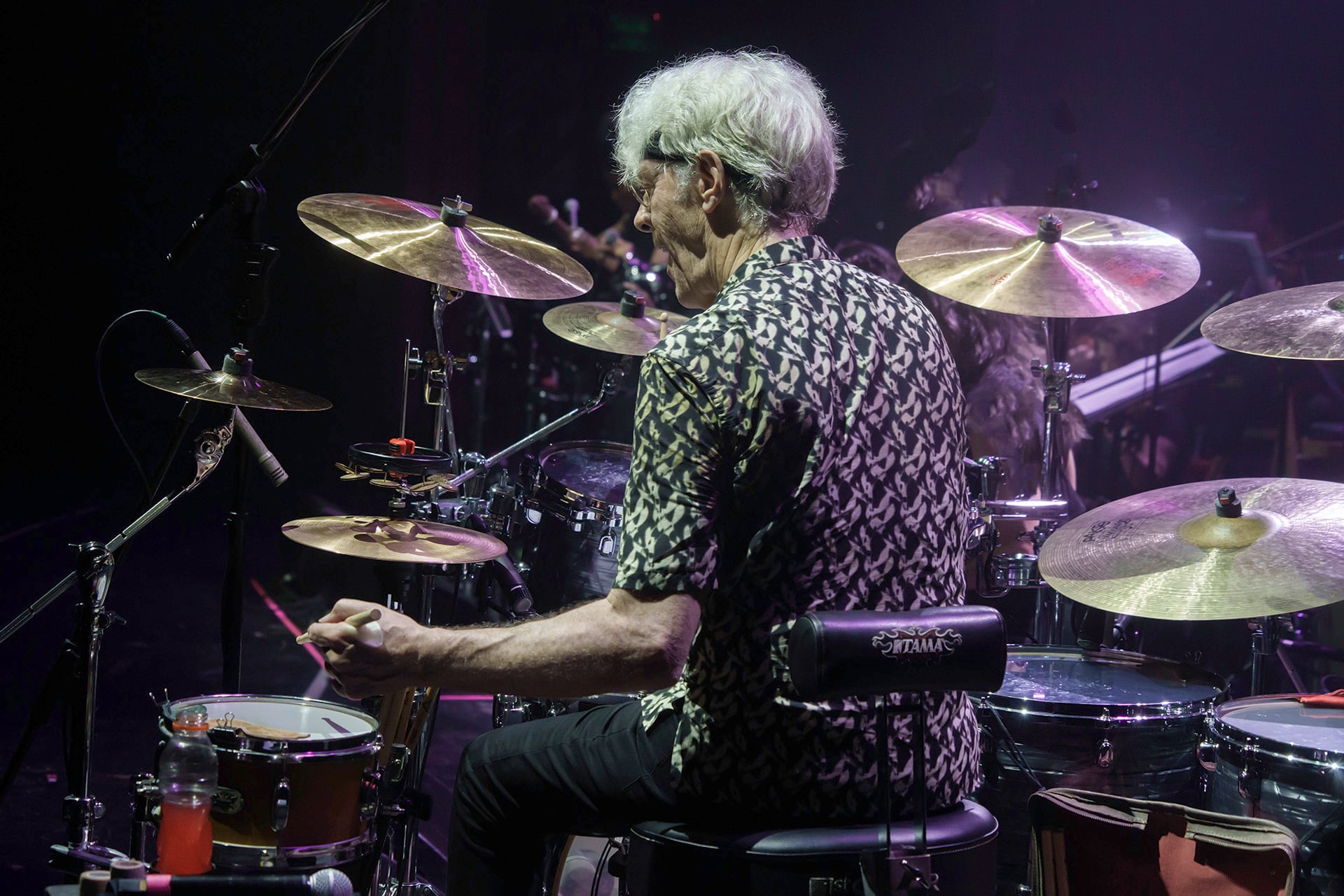 El carisma y la calidad de interpretación de Stewart Copeland potenciaron una noche inolvidable
