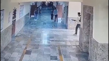 Un adolescente abrió fuego en una escuela de Turquía e hirió a 16 personas: “Disparó a todo el que se le cruzó”