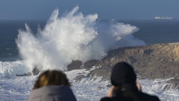 Las olas, el viento y