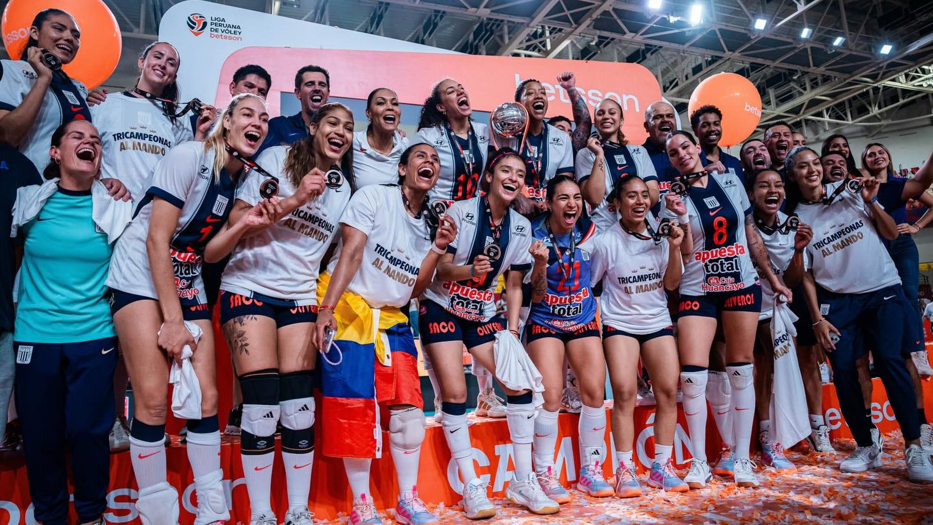 Alianza Lima tricampeón de la Liga Peruana de Vóley 2026: derrotó 3-2 en sets a San Martín en la gran final - Crédito: Liga Profesional.