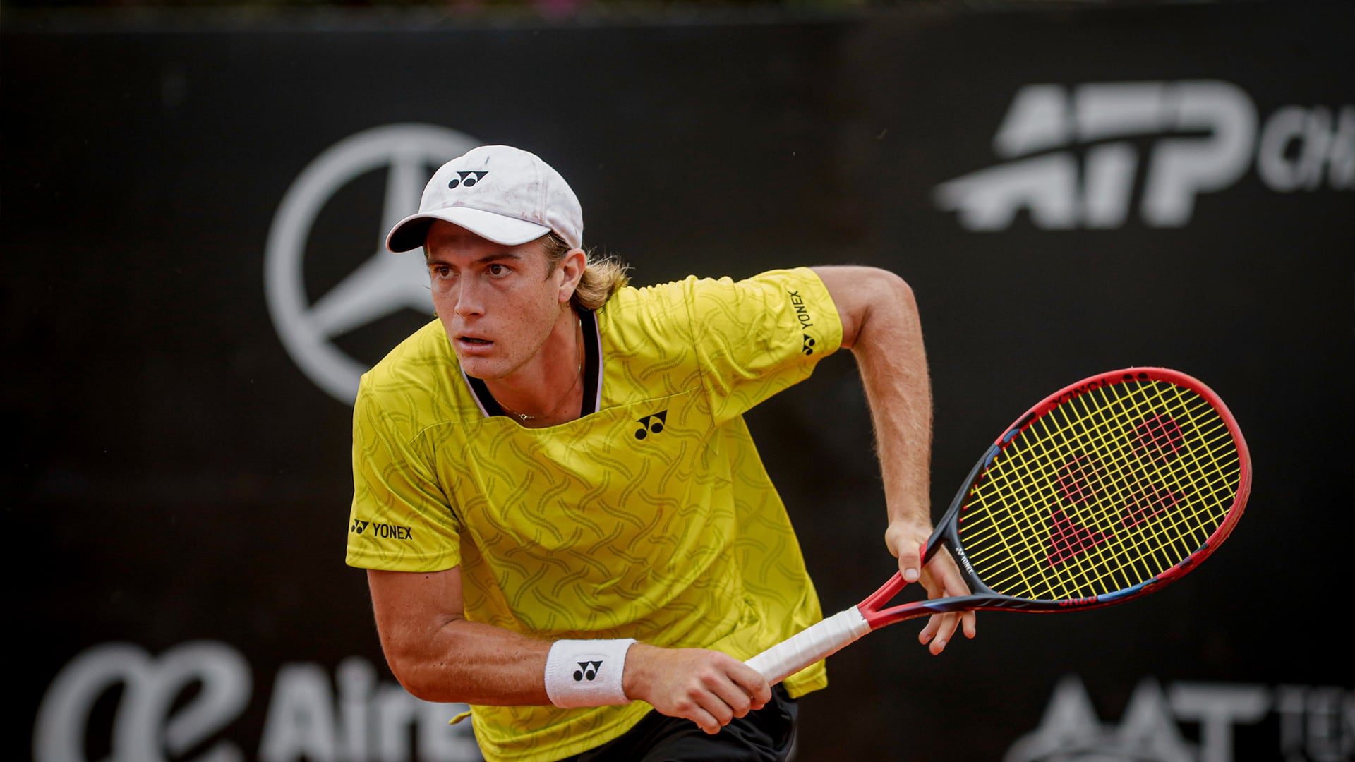 Lautaro Midón irá por un lugar en las semifinales cuando enfrente a Juan Manuel La Serna en un duelo entre amigos y categoría 2004 (Crédito Prensa AAT))