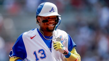 El venezolano Acuña Jr. frente a Harper, duelo en la Serie Divisional de la Liga Nacional