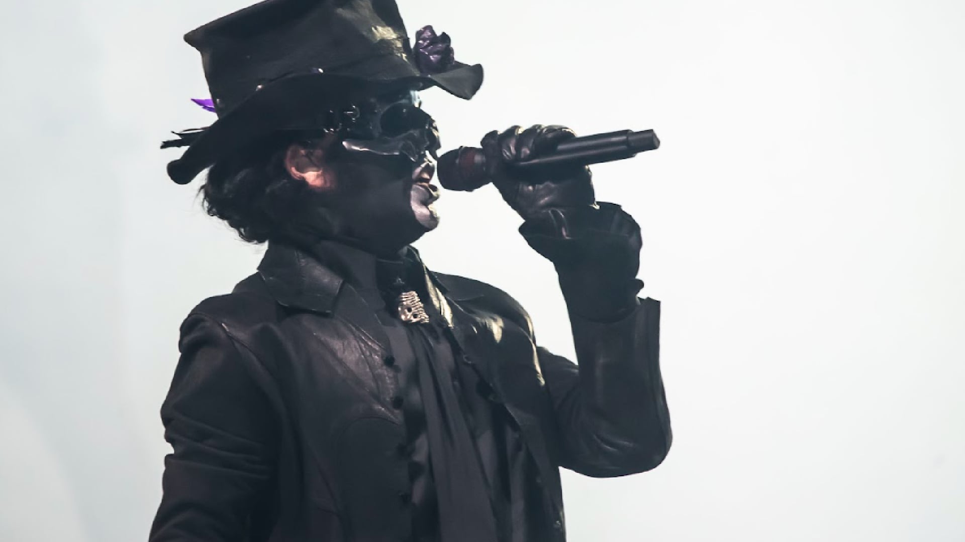 Los conciertos de Ghost en el Palacio de los Deportes destacan por la prohibición del uso de teléfonos móviles durante el espectáculo. (Foto: Ocesa / César Vicuña)
