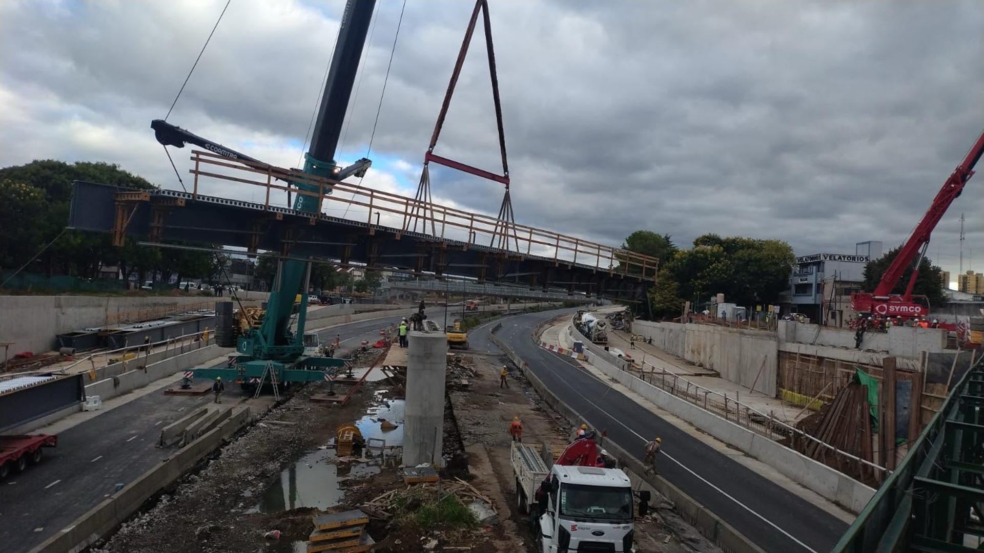 La intervención sobre Dellepiane forma parte del Sistema Integrado de Movilidad Urbana impulsado por el Ministerio de Movilidad e Infraestructura
