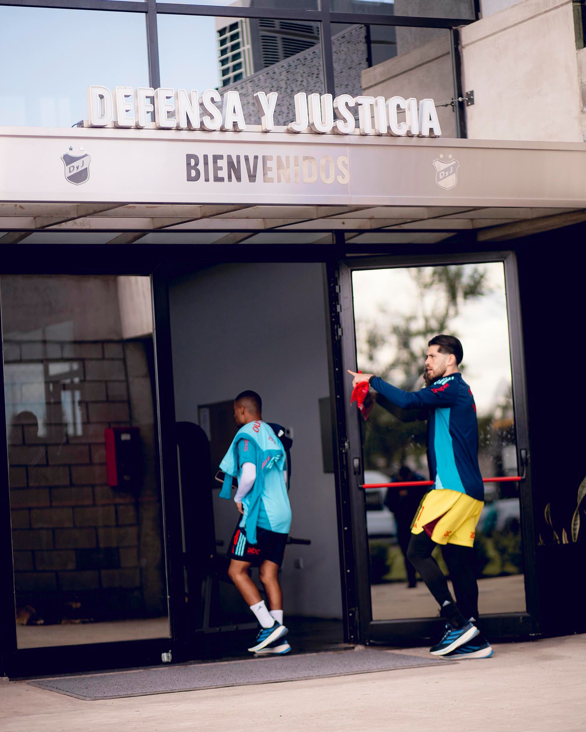 Flamengo se encuentra en Argentina y entrenó en el predio de Defensa y Justicia a la espera del choque por la Copa Libertadores