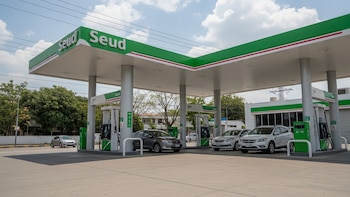 Transición de gasolineras en México como centros para vehículos eléctricos va lento, señala experto