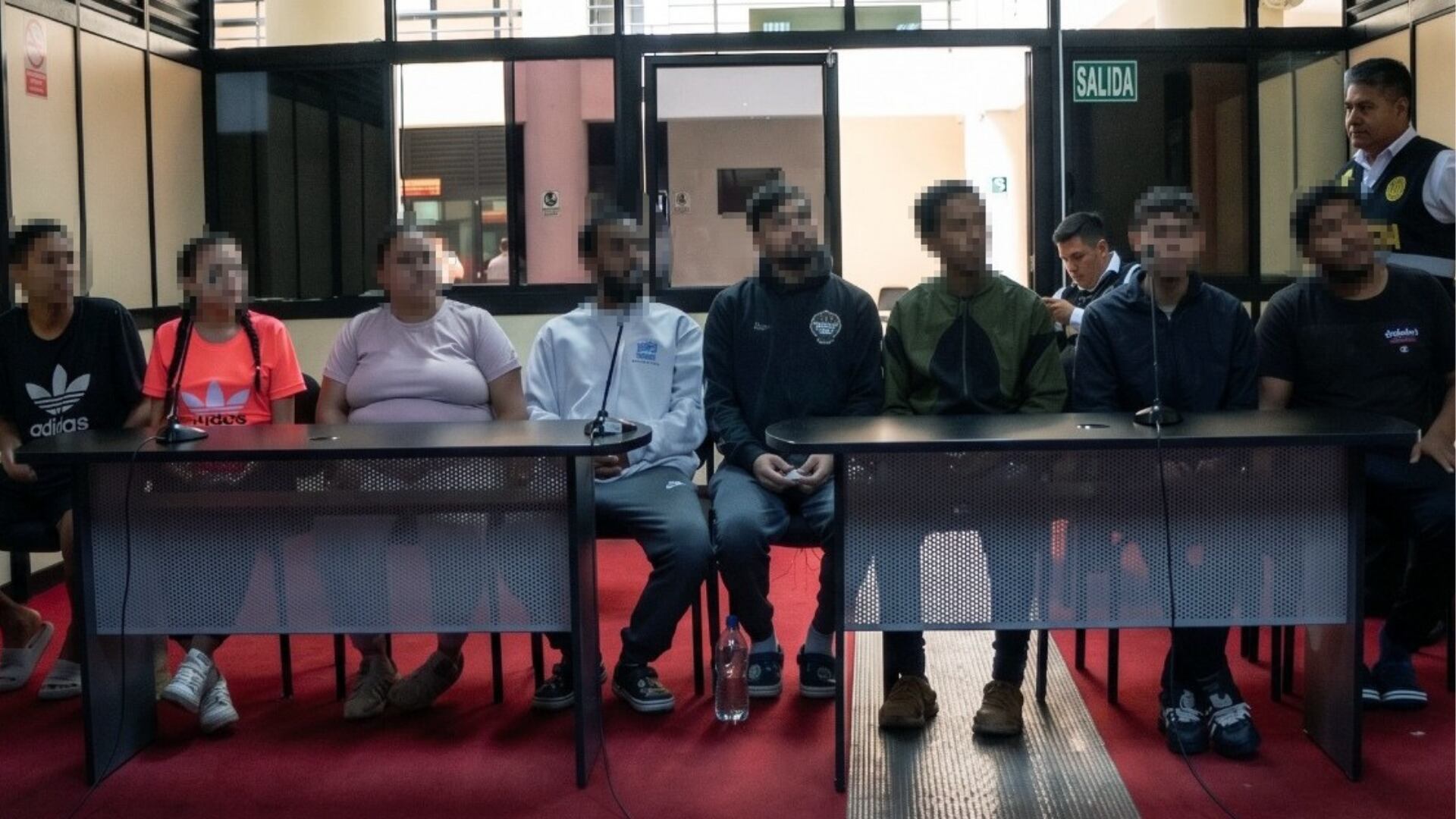 Siete extranjeros irán a prisión preventiva por presunto secuestro extorsivo de empresario. (Foto: FB/@Ministerio Público)