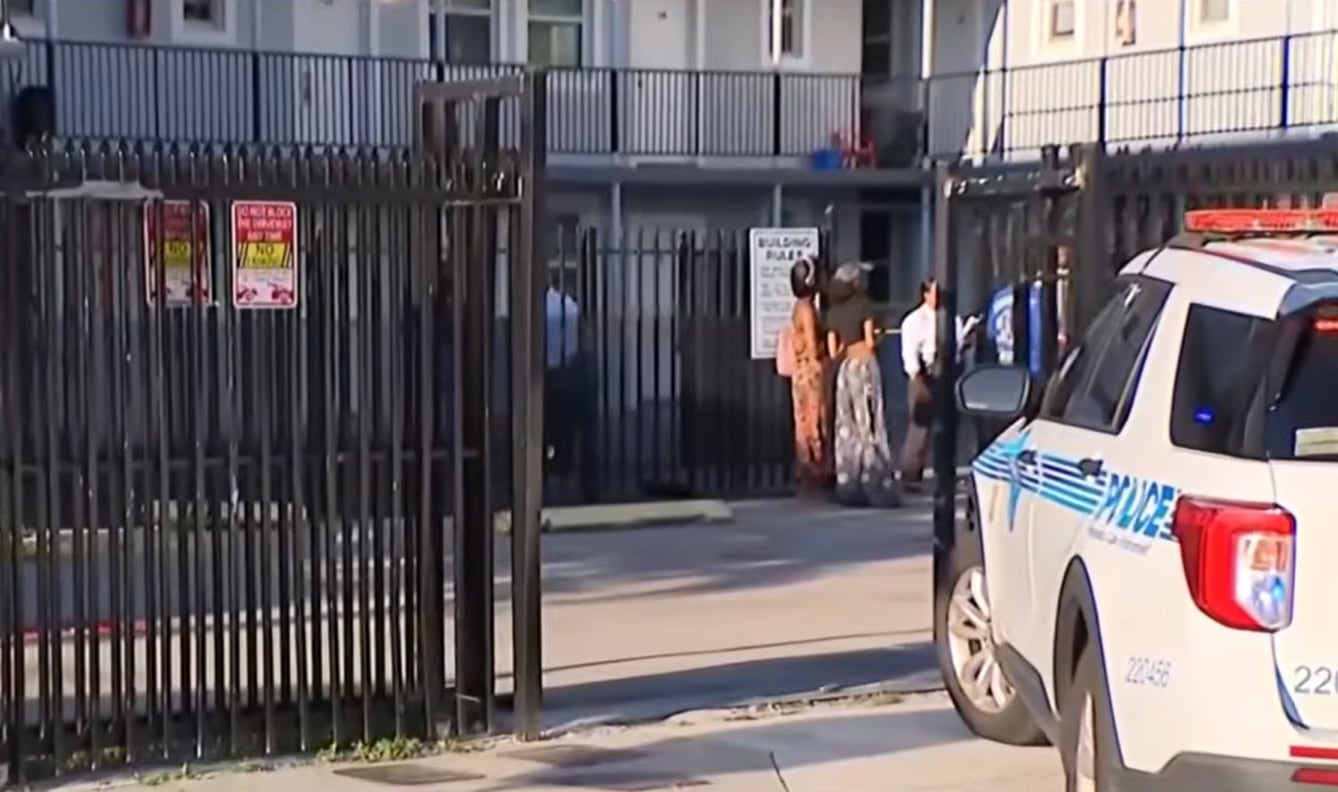Vecinos del complejo residencial señalaron a la policía que las dos personas involucradas discutían de manera frecuente (NBC6)