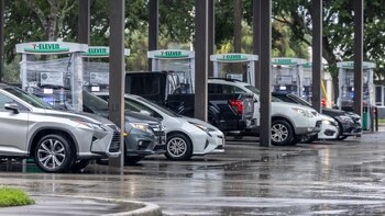 Emiten alerta de tornados para