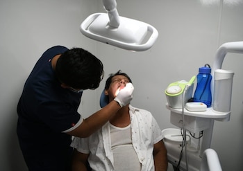 Pemex mantiene atención médica e infraestructura para comunidades de Las Choapas.