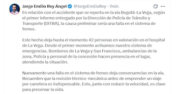 El gobernador de Cundinamarca se pronunció en su cuenta oficial de X sobre el accidente - crédito @JorgeEmilioRey / X