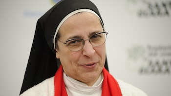 León XIV bendecirá las ambulancias de sor Lucía Caram que partirán a Ucrania con ayuda humanitaria