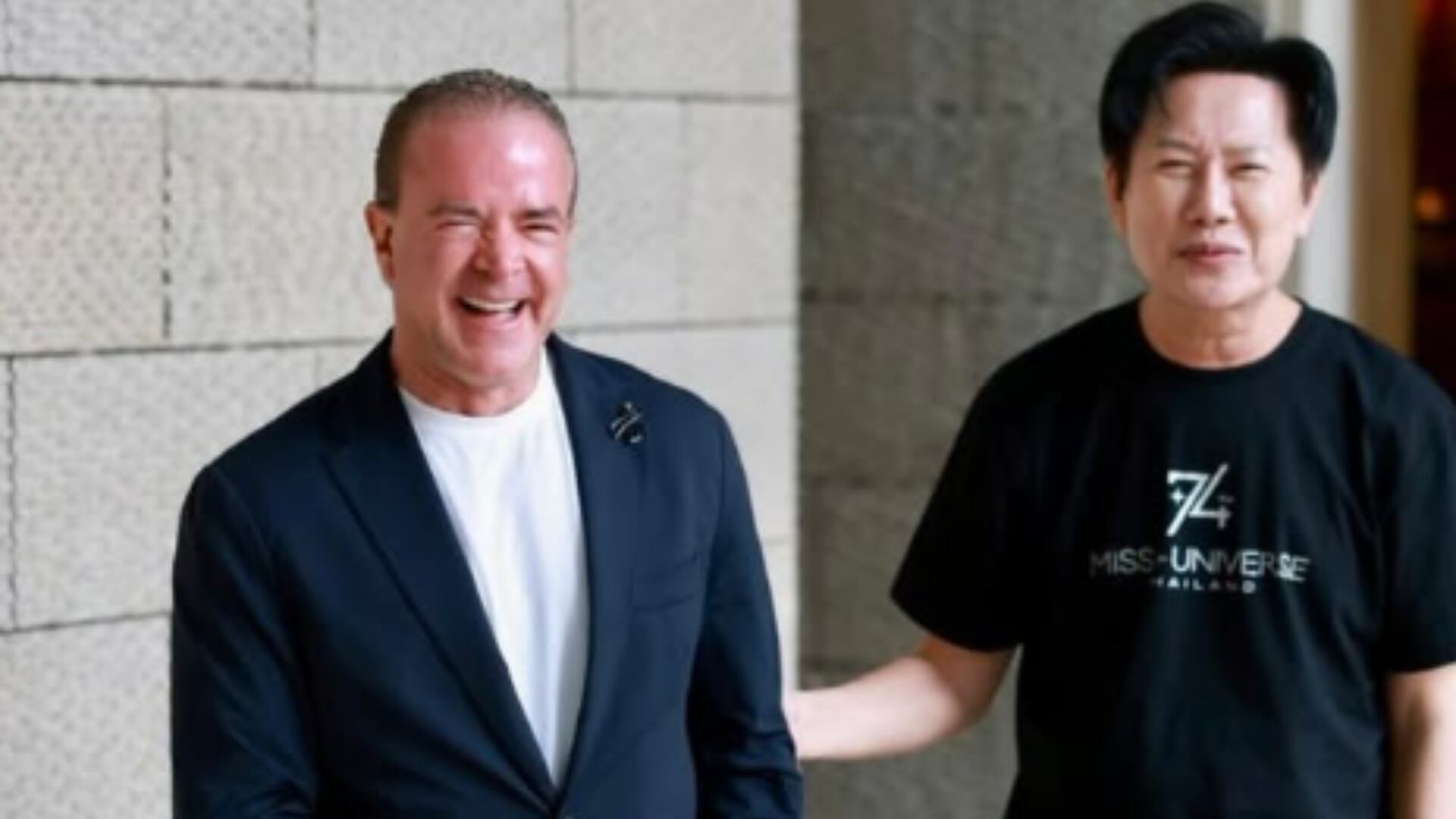 Reconciliación entre Raúl Rocha Cantú y Nawat Itsaragrisil.