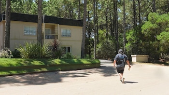 De acuerdo con los avisos