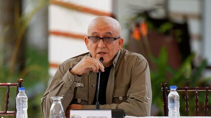 ELN financió “farras” del M-19 a petición de Gustavo Petro, afirma ‘Antonio García’