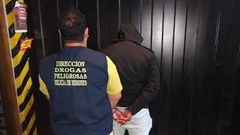 “Pagá o te detenemos”: arrestaron a tres policías acusados de extorsionar a un comerciante en Misiones