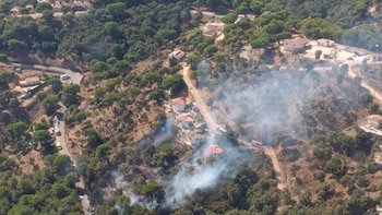Los Bombers dan por controlado el incendio de Tordera (Barcelona) y se levanta el confinamiento
