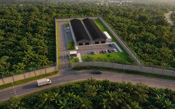 La nueva infraestructura prevé espacios adecuados para productores y vendedores, mejores condiciones sanitarias, más resguardo y una supervisión más eficiente de las actividades mercantiles en esa zona limítrofe. (Cortesía: Gobierno de República Dominicana)