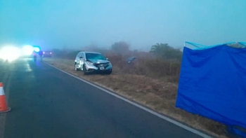 Un hombre murió atropellado por una camioneta mientras pedía ayuda en una ruta de Entre Ríos
