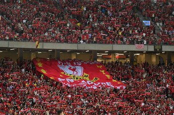 Fanáticos del Liverpool durante un