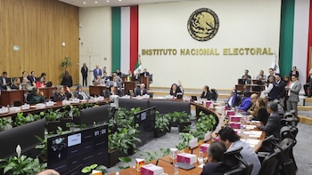 INE aprueba multa a México Tiene Vida por participación de 98 ministros de culto en actividades partidistas
