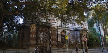 La Residencia Maguire, en una