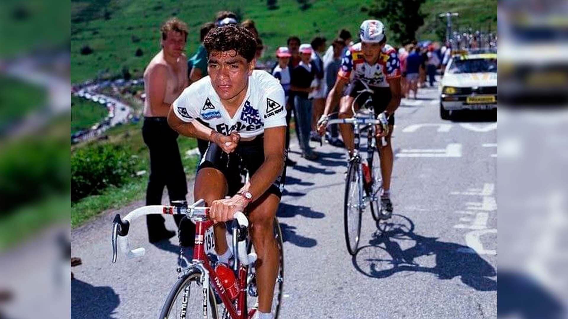 Con apenas 22 años, Isaac del Toro suma 23 victorias profesionales y se coloca al nivel de la leyenda Raúl Alcalá, pionero del ciclismo nacional. (Fotos: Instagram/@raul.alcala)