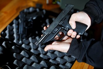 El arma fue utilizada en los municipios de Yotoco, Buga y Tuluá, en el Valle del Cauca, en 27 hechos de criminalidad, entre los que hubo 24 homicidios, dos casos de lesiones personales y una amenaza.
