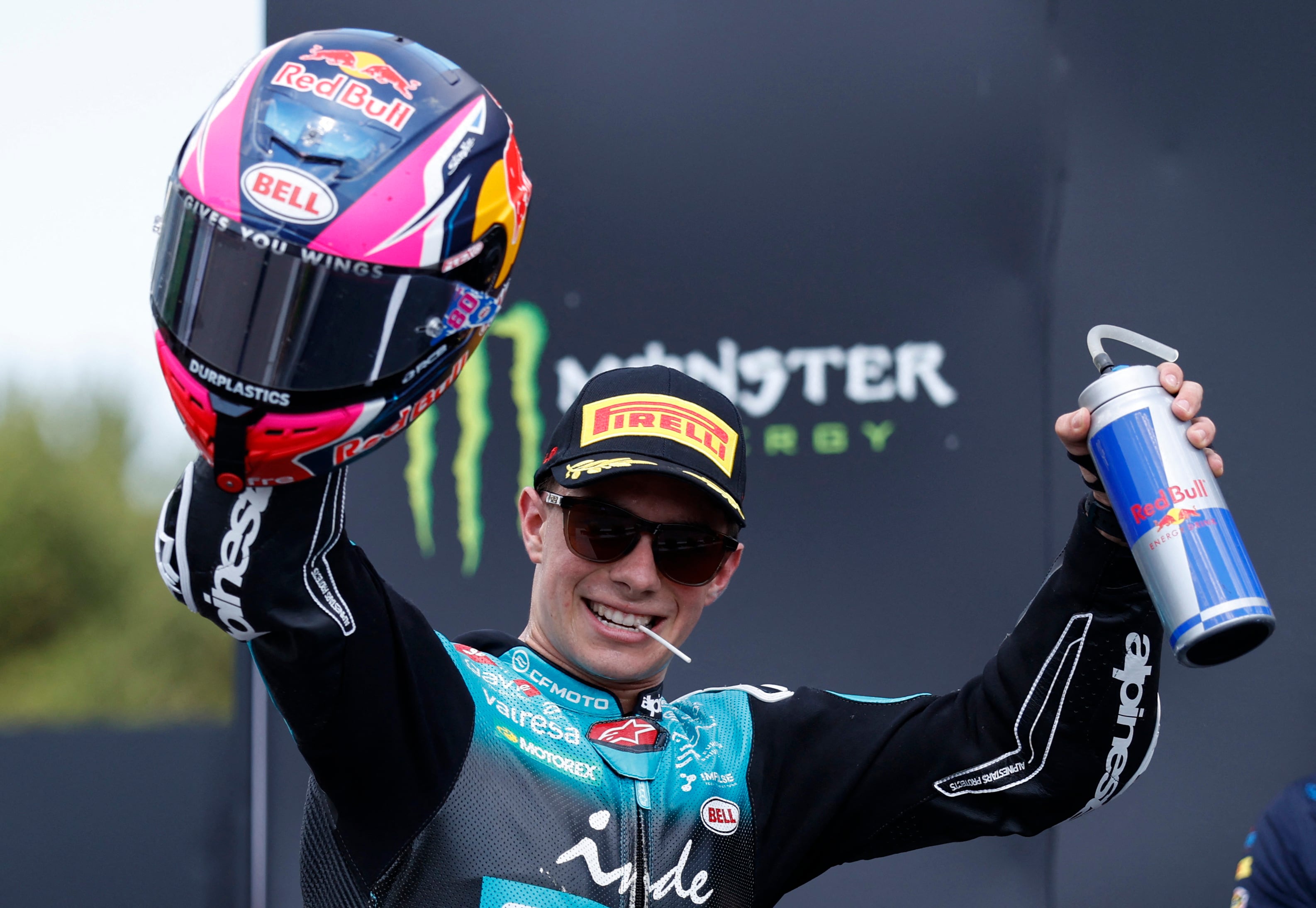 David Alonso empezó a brillar en el Moto 3, salió campeón y pasó al Moto 2, donde se encuentra en la actualidad - crédito REUTERS/David W Cerny