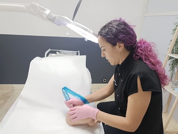 Virginia Hernando en su estudio