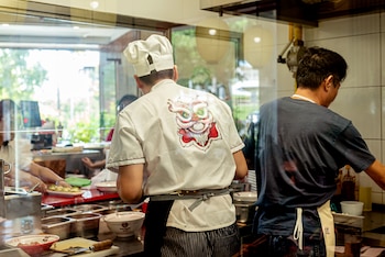 Baoyilong, un restaurante asiático en