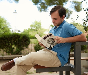 Matías González tiene 28 años