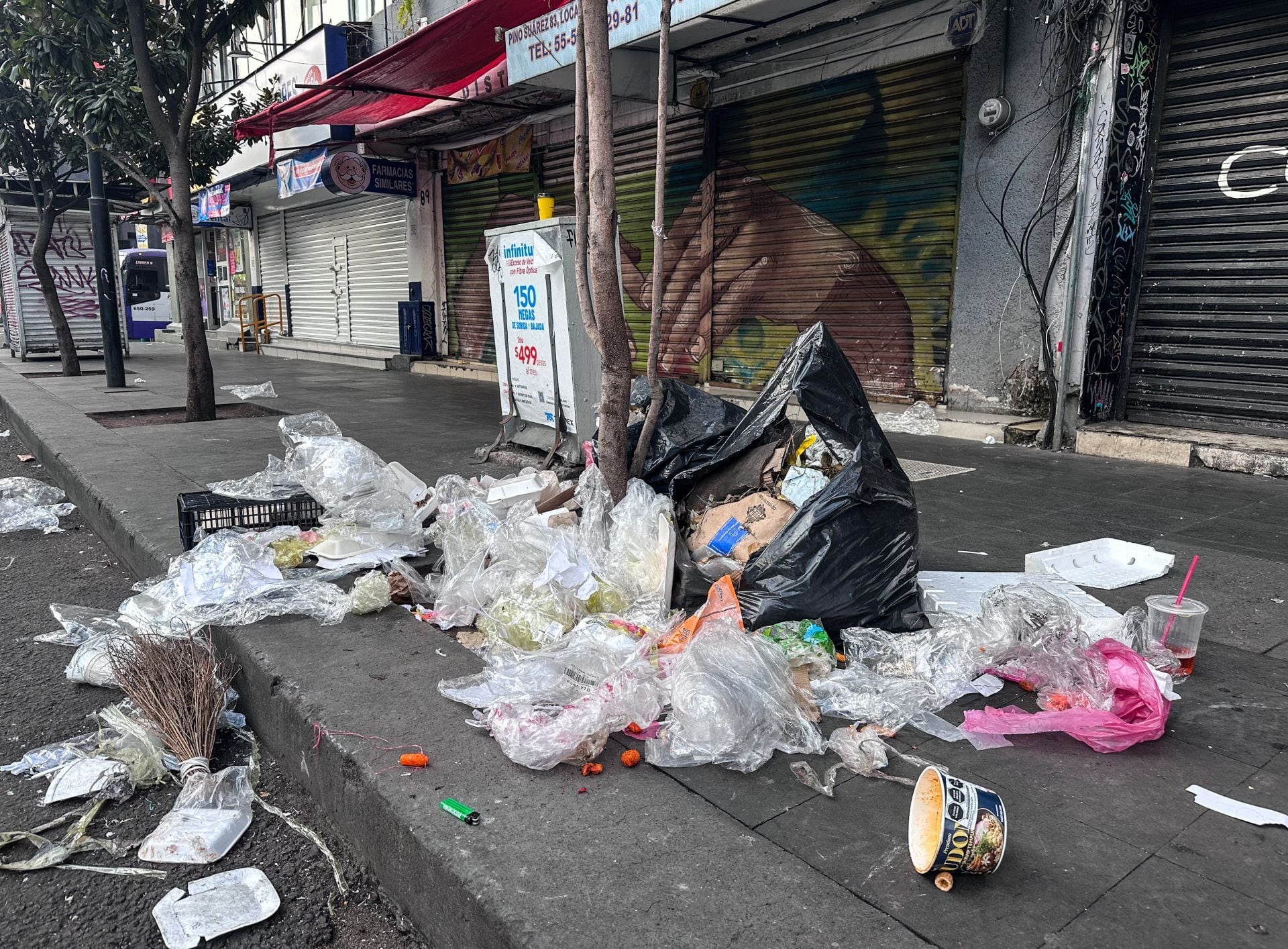 Arrojar desechos en sitios no autorizados constituye una falta contemplada por la Ley de Cultura Cívica actual. (FOTO: ANDREA MURCIA /CUARTOSCURO.COM)