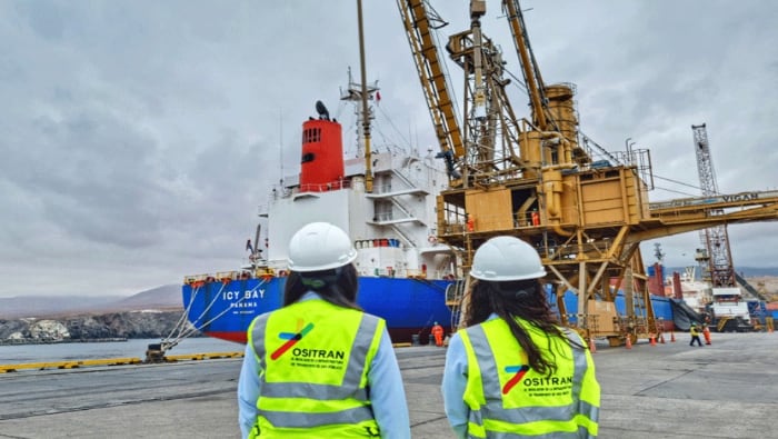 El recurso de Cosco abre un nuevo capítulo sobre las facultades de Ositrán para supervisar y fiscalizar el puerto de Chancay, pese a su esquema de inversión privada. Foto: Gobierno del Perú