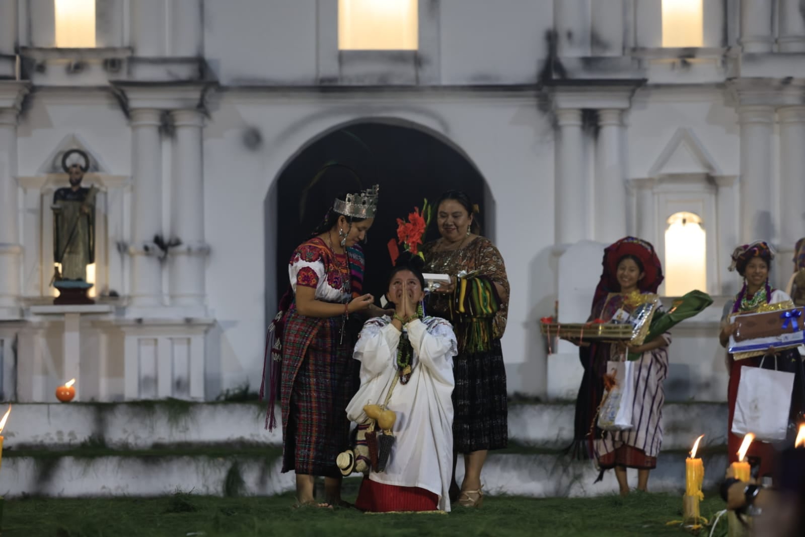 La representante de Santa Cruz Barillas, Huehuetenango, asumió la Corona de Plata como nueva soberana de los pueblos originarios de Guatemala. (Ministerio de Cultura y Deportes de Guatemala)