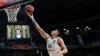 62-64. Un triple de Deck