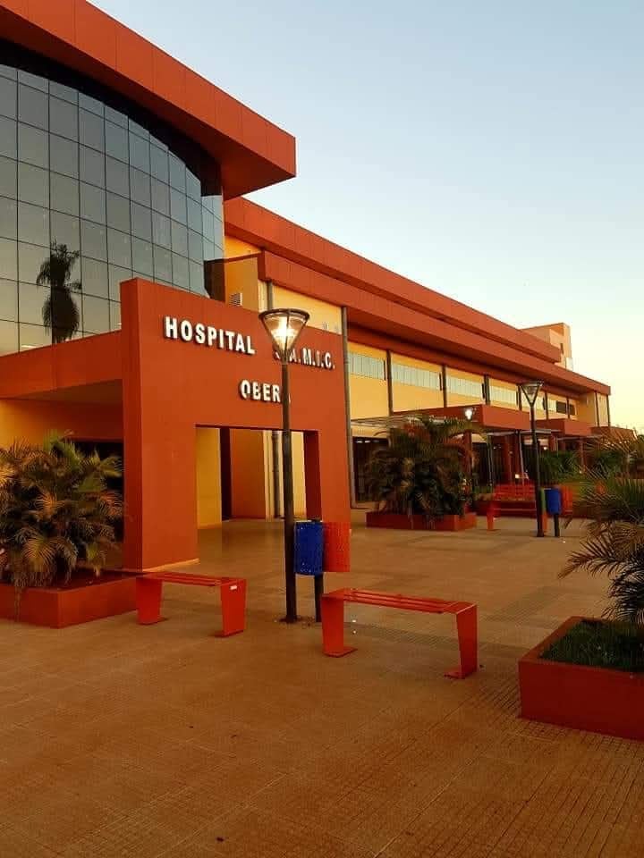 La mujer permanece internada en terapia intensiva en el Hospital SAMIC de Oberá, con quemaduras en el 35% de su cuerpo y asistencia respiratoria (Facebook: Hospital SAMIC de Oberá)