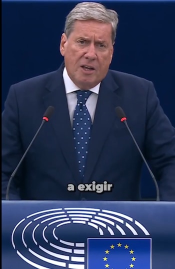 “Su clamor por la libertad es más fuerte que cualquier chantaje”, afirmó el eurodiputado del Partido Popular y presidente de la Asamblea Parlamentaria Euro-Latinoamericana (Eurolat) ante la plenaria.