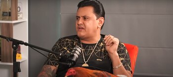 El hombre es famoso por