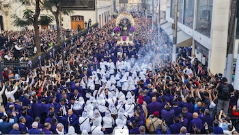 Procesión del Señor de los Milagros EN VIVO HOY: recorrido y ubicación de la imagen del Cristo Moreno este domingo 18 de octubre