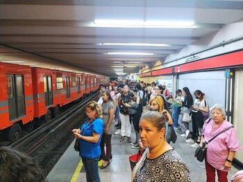 Usuarios reportan más de 50